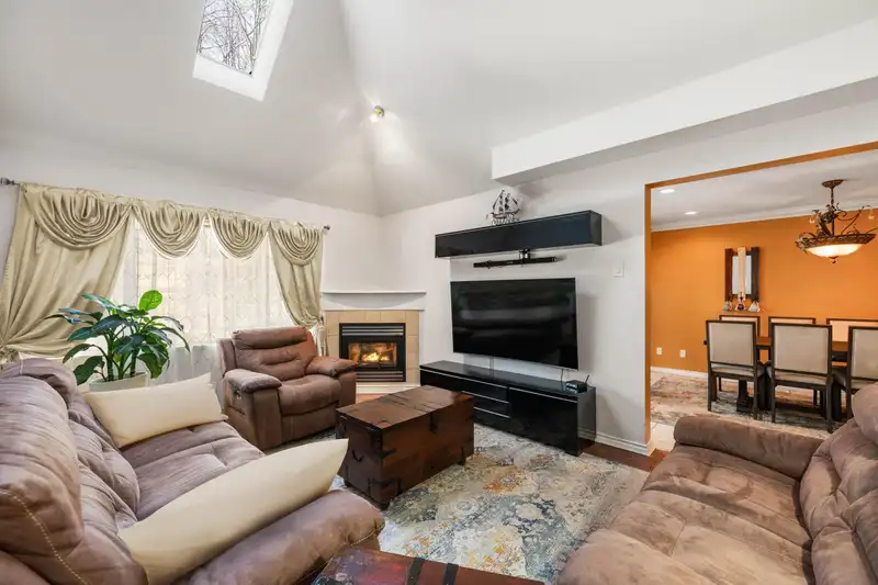 57 13918 58 AVENUE - photo 4 of 25