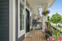 6084 163 STREET - thumbnail 2
