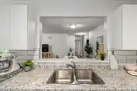 202 14980 101A AVENUE - thumbnail 12