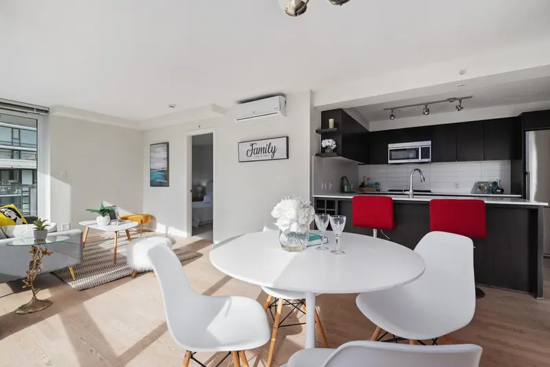 1105 7888 ACKROYD ROAD - photo 3 of 25