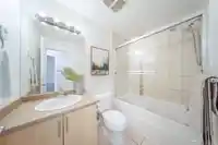 405 17769 57TH AVENUE - thumbnail 16