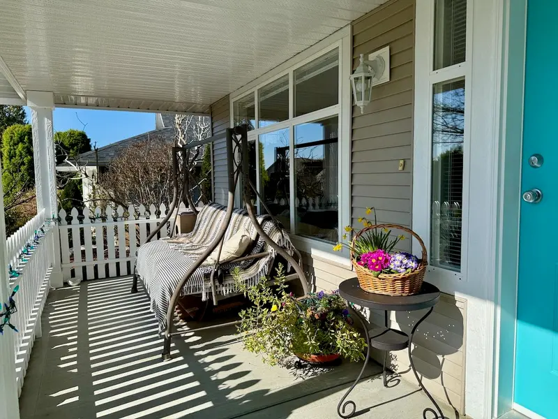 6270 HOMESTEAD AVENUE - photo 2 of 25