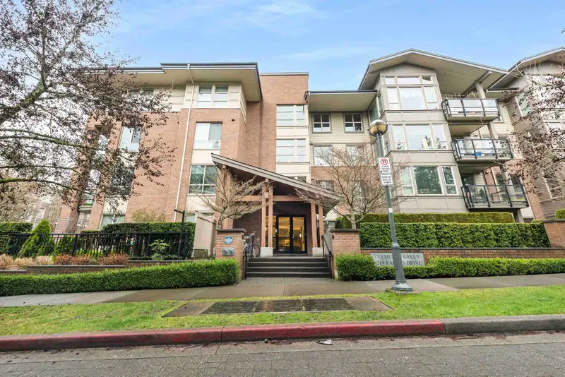 202 6268 EAGLES DRIVE - photo 2 of 25