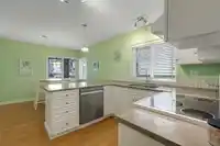 208 16233 82 AVENUE - thumbnail 2
