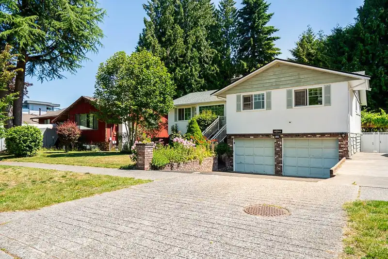10266 144A STREET - photo 2 of 36