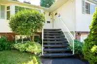 10266 144A STREET - thumbnail 4