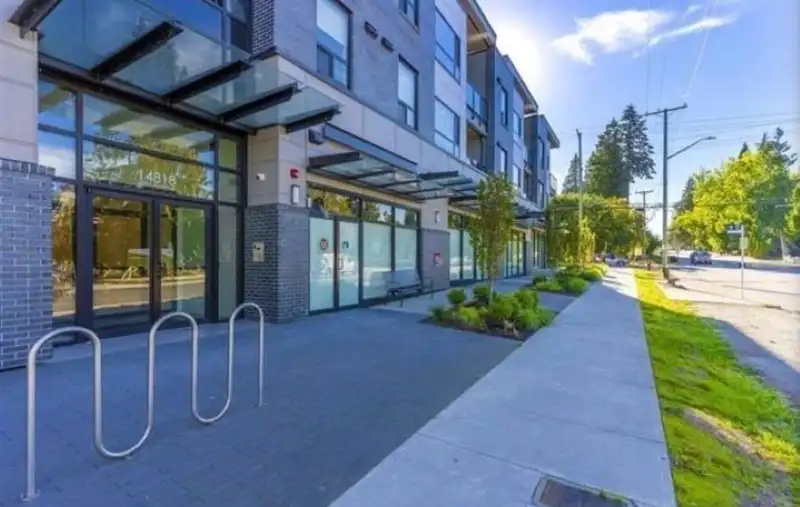 211 14818 60 AVENUE - photo 1 of 9