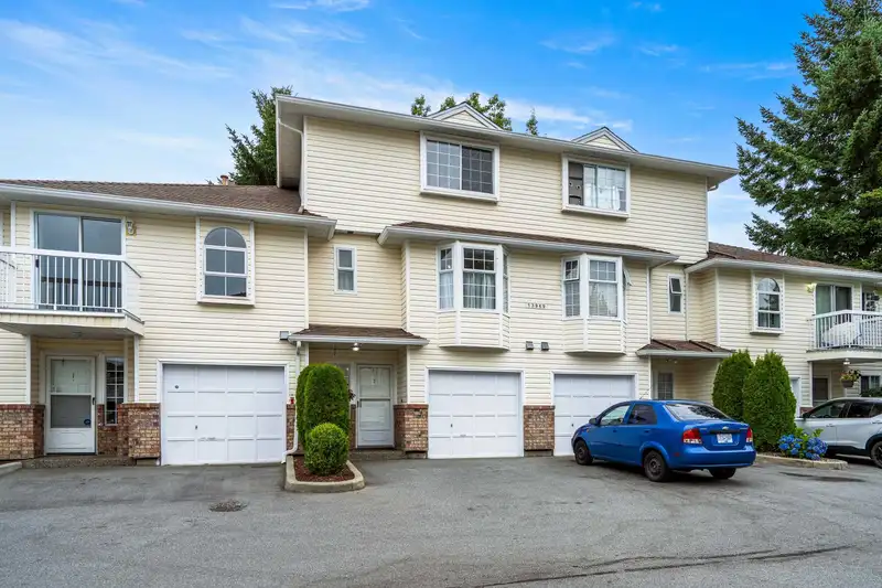 2 13969 70 AVENUE - photo 1 of 36