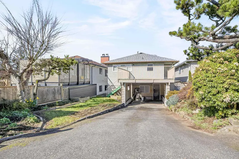 3180 E 3RD AVENUE - photo 2 of 25