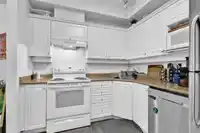 110 13780 76 AVENUE - thumbnail 17