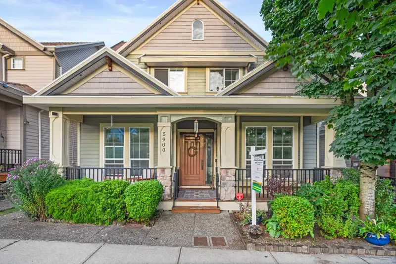 5900 131A STREET - photo 1 of 30