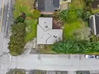 14200 GROSVENOR ROAD - thumbnail 3