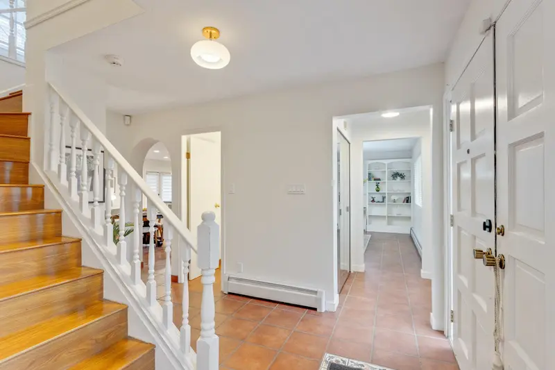 7362 LABURNUM STREET - photo 2 of 25