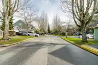 210 7838 120A STREET - thumbnail 2