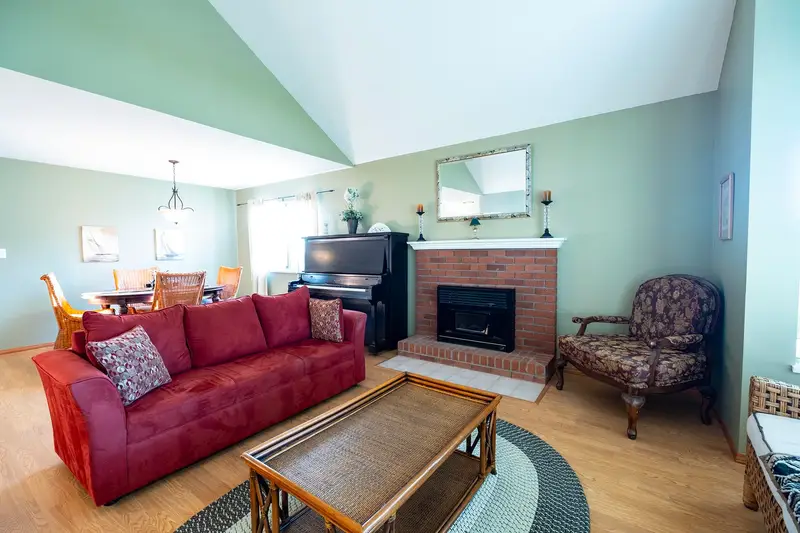 5462 KENSINGTON ROAD - photo 3 of 25