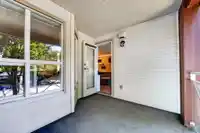 232 8068 120A STREET - thumbnail 11