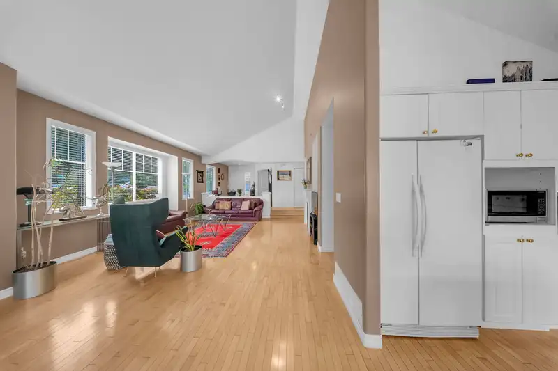 7508 146 STREET - photo 4 of 25