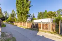 8625 144A STREET - thumbnail 38