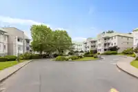210 9763 140 STREET - thumbnail 1