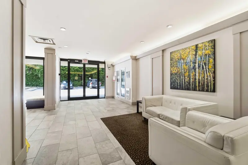 308 3970 CARRIGAN COURT - photo 4 of 25