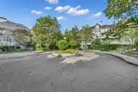 430 9979 140 STREET - thumbnail 2