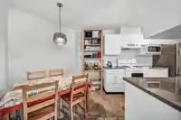 430 9979 140 STREET - thumbnail 12