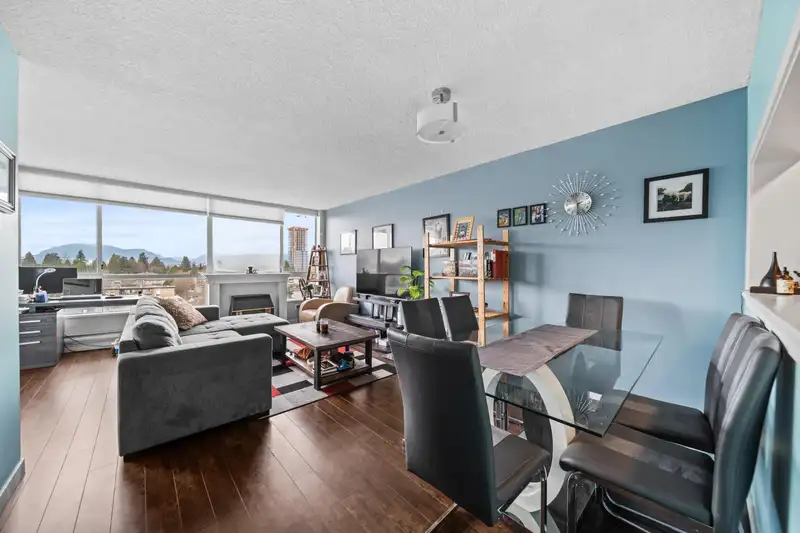 806 14881 103A AVENUE - photo 2 of 17