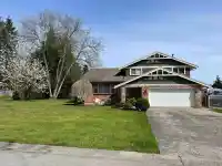 5684 146A STREET - thumbnail 1