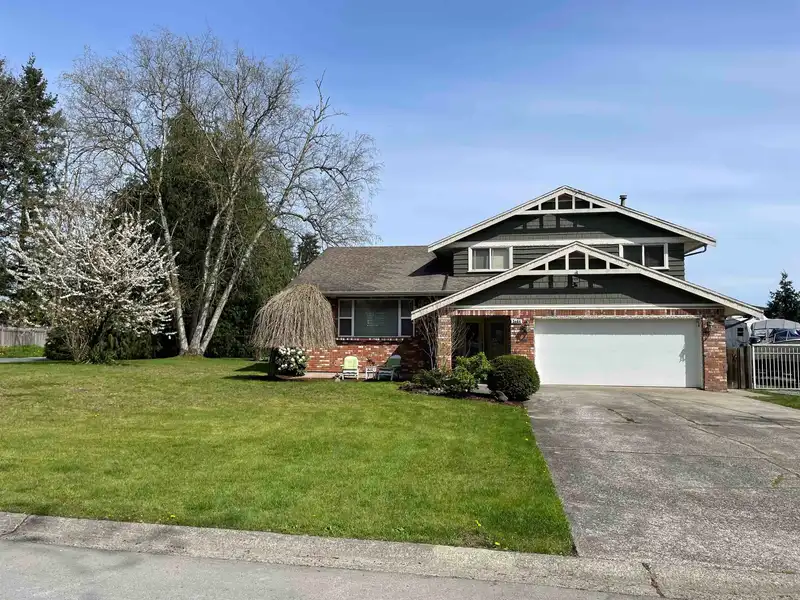 5684 146A STREET - photo 1 of 40