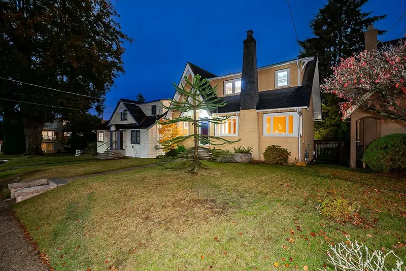 310 ASH STREET - photo 3 of 25