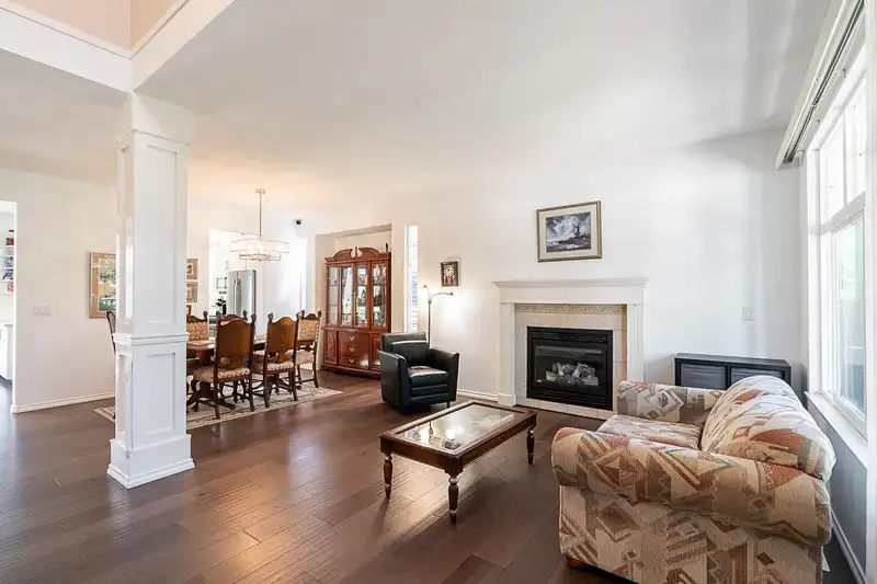 6830 183 STREET - photo 2 of 40