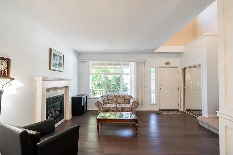 6830 183 STREET - photo 3 of 40