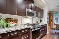 9 18199 70 AVENUE - thumbnail 10