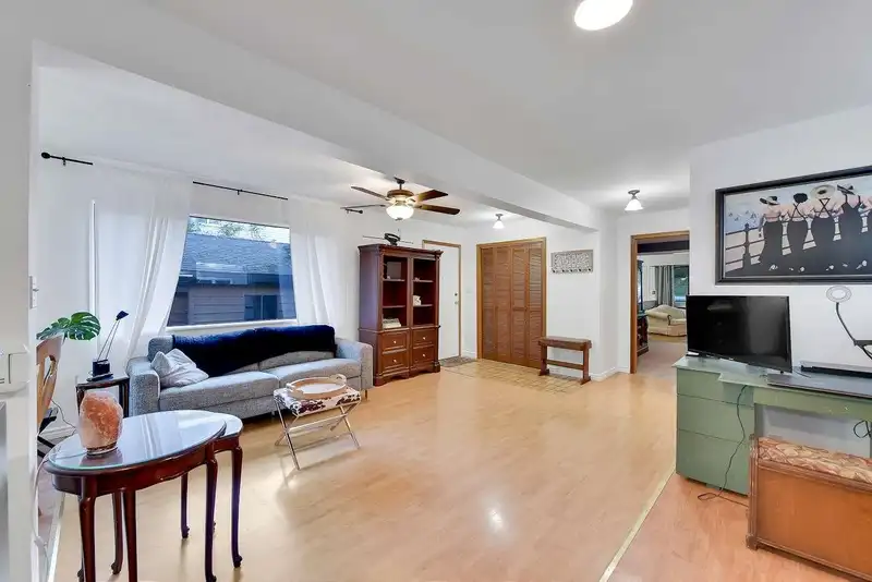 10878 143 STREET - photo 3 of 30