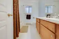 8569 141A STREET - thumbnail 14