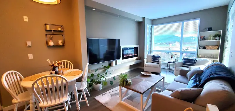 409 2242 WHATCOM ROAD - photo 3 of 25