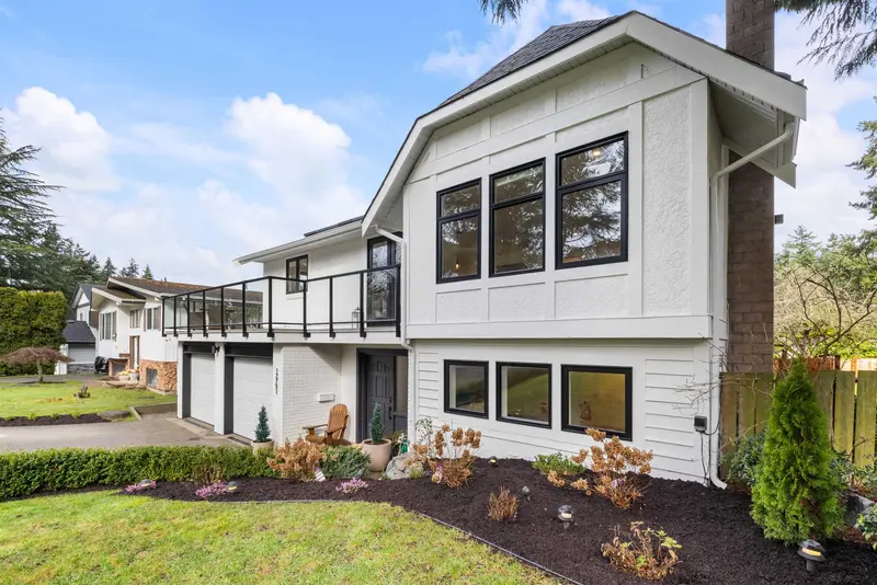 12751 27A AVENUE - photo 2 of 25