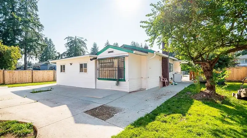 10064 127B STREET - photo 1 of 22