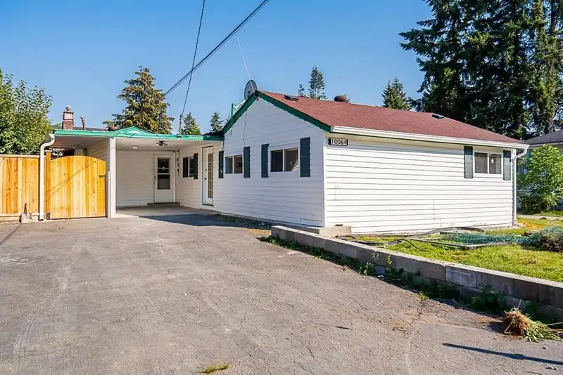 10064 127B STREET - photo 4 of 22