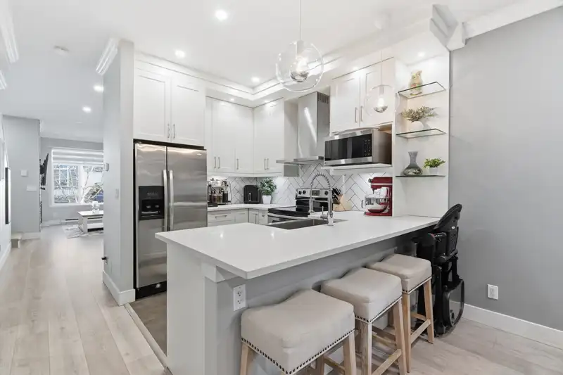36 6299 144 STREET - photo 2 of 31