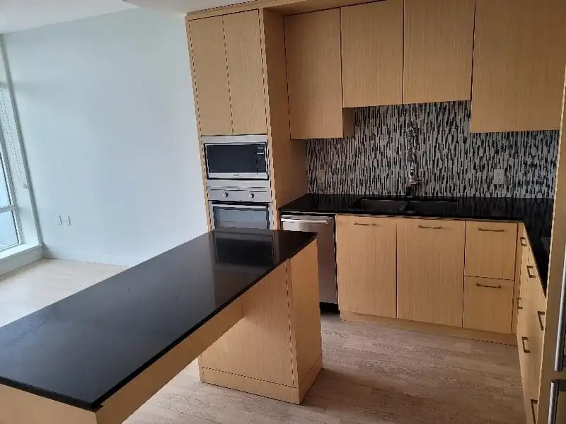 1707 13495 CENTRAL AVENUE - photo 4 of 11