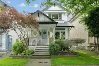 6742 185 STREET - thumbnail 1