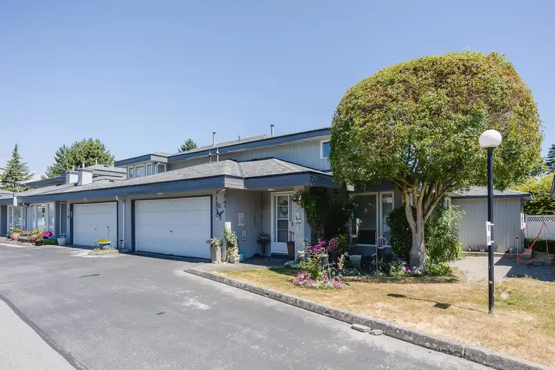 10 16180 86 AVENUE - photo 3 of 40