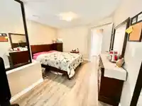 208 13900 HYLAND ROAD - thumbnail 11