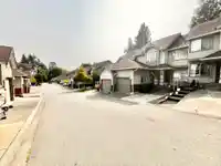 208 13900 HYLAND ROAD - thumbnail 23
