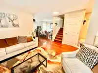 208 13900 HYLAND ROAD - thumbnail 4