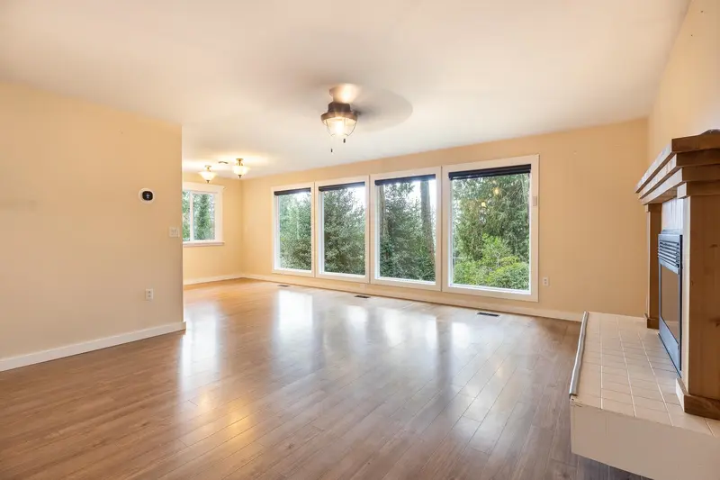 5080 SUNSHINE COAST HIGHWAY - photo 3 of 25