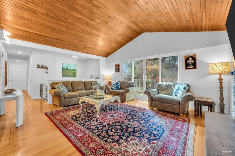 5325 MARINE DRIVE - photo 3 of 25