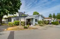 1 8078 KING GEORGE BOULEVARD - thumbnail 5