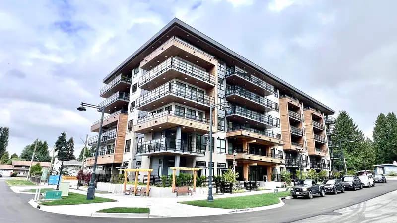 501 10065 133 STREET - photo 1 of 15